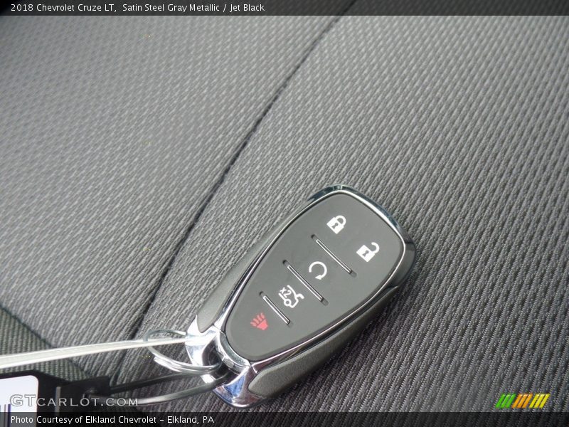 Satin Steel Gray Metallic / Jet Black 2018 Chevrolet Cruze LT