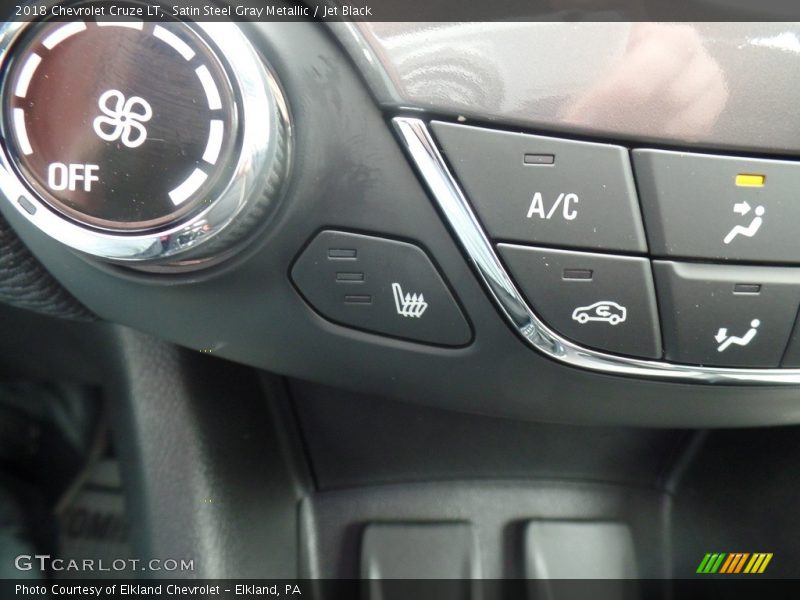 Satin Steel Gray Metallic / Jet Black 2018 Chevrolet Cruze LT