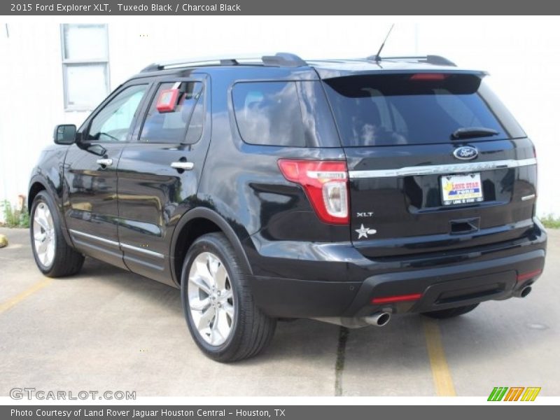 Tuxedo Black / Charcoal Black 2015 Ford Explorer XLT