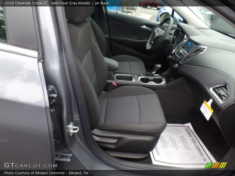 Satin Steel Gray Metallic / Jet Black 2018 Chevrolet Cruze LT