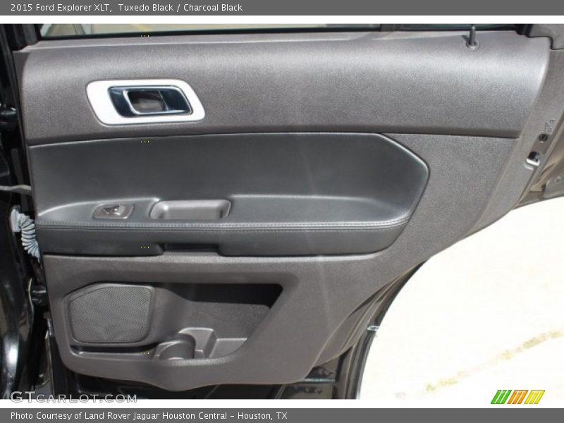Tuxedo Black / Charcoal Black 2015 Ford Explorer XLT