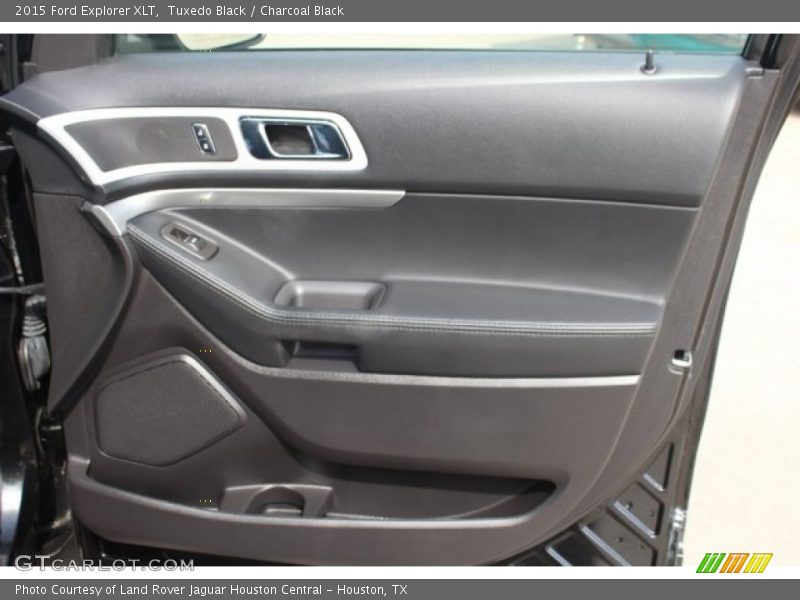 Tuxedo Black / Charcoal Black 2015 Ford Explorer XLT