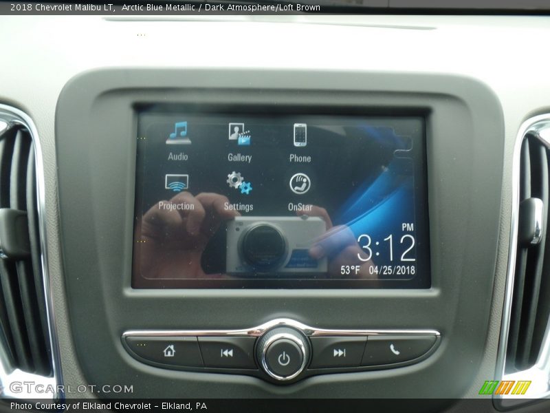 Arctic Blue Metallic / Dark Atmosphere/Loft Brown 2018 Chevrolet Malibu LT