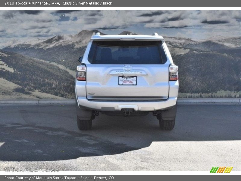 Classic Silver Metallic / Black 2018 Toyota 4Runner SR5 4x4