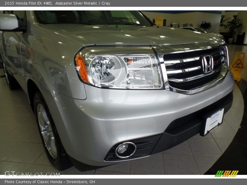 Alabaster Silver Metallic / Gray 2015 Honda Pilot EX 4WD