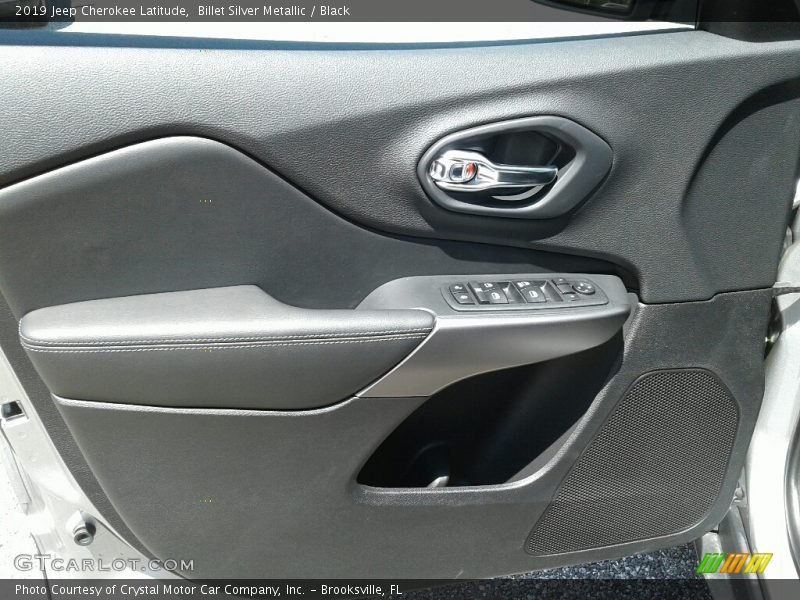 Billet Silver Metallic / Black 2019 Jeep Cherokee Latitude