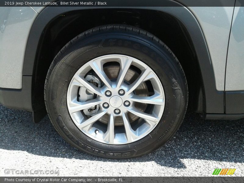Billet Silver Metallic / Black 2019 Jeep Cherokee Latitude