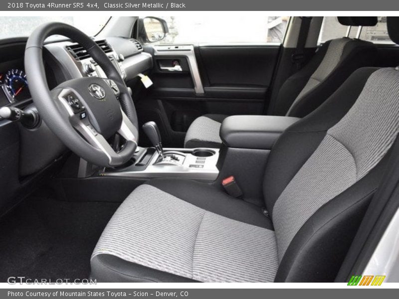 Classic Silver Metallic / Black 2018 Toyota 4Runner SR5 4x4