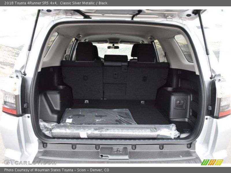 Classic Silver Metallic / Black 2018 Toyota 4Runner SR5 4x4