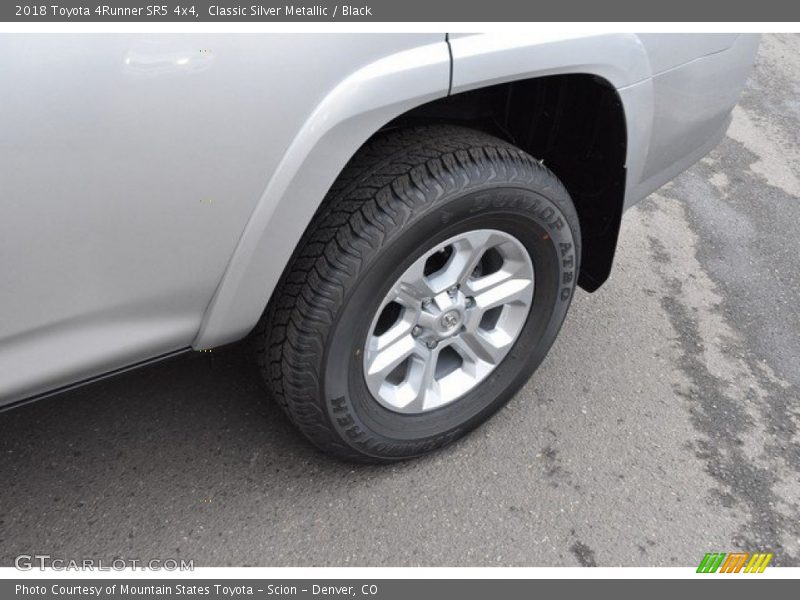 Classic Silver Metallic / Black 2018 Toyota 4Runner SR5 4x4