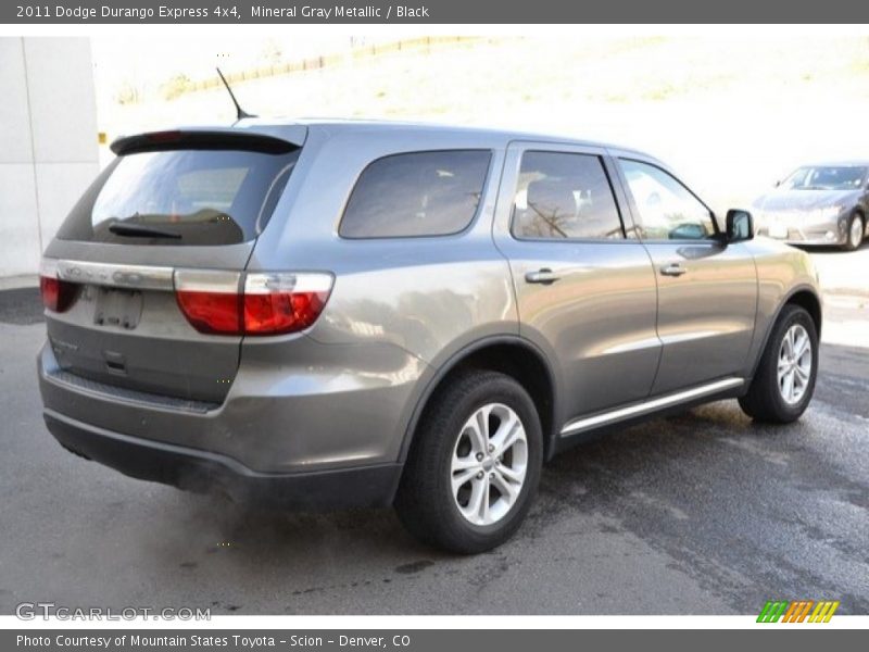 Mineral Gray Metallic / Black 2011 Dodge Durango Express 4x4