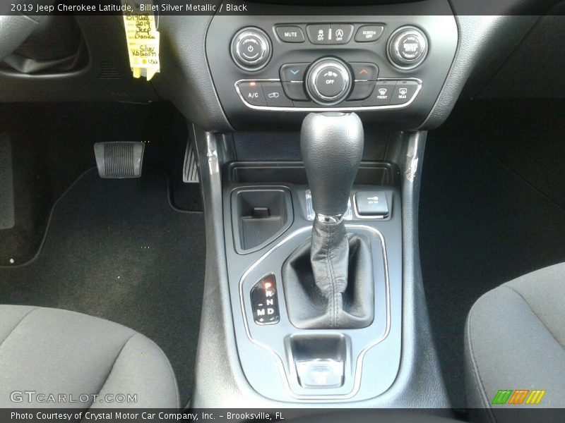 Billet Silver Metallic / Black 2019 Jeep Cherokee Latitude