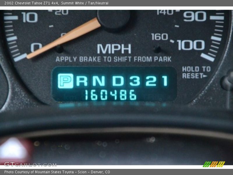Summit White / Tan/Neutral 2002 Chevrolet Tahoe Z71 4x4