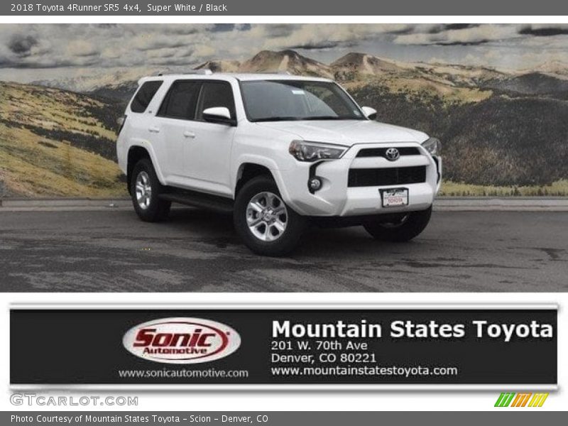 Super White / Black 2018 Toyota 4Runner SR5 4x4