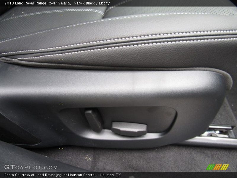 Narvik Black / Ebony 2018 Land Rover Range Rover Velar S
