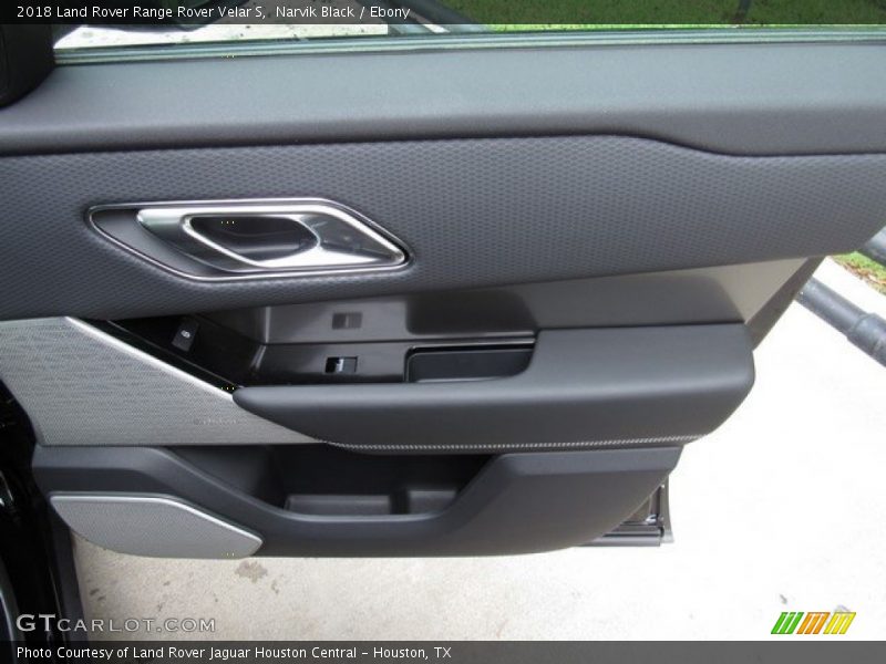 Narvik Black / Ebony 2018 Land Rover Range Rover Velar S