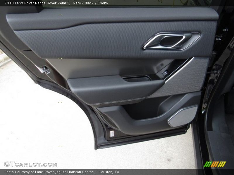 Narvik Black / Ebony 2018 Land Rover Range Rover Velar S