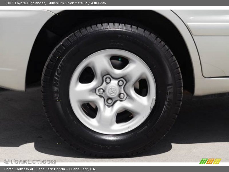 Millenium Silver Metallic / Ash Gray 2007 Toyota Highlander