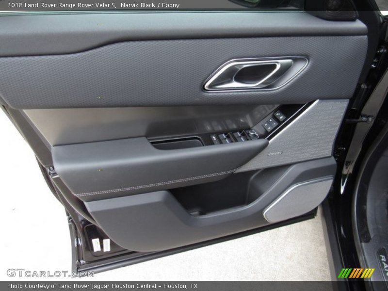 Narvik Black / Ebony 2018 Land Rover Range Rover Velar S
