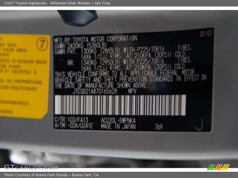 Millenium Silver Metallic / Ash Gray 2007 Toyota Highlander