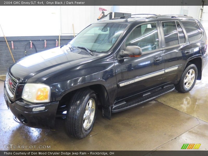 Onyx Black / Dark Pewter 2004 GMC Envoy SLT 4x4