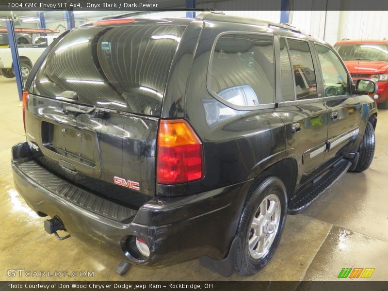 Onyx Black / Dark Pewter 2004 GMC Envoy SLT 4x4