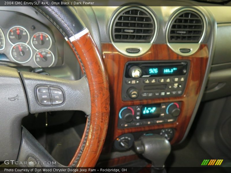 Onyx Black / Dark Pewter 2004 GMC Envoy SLT 4x4