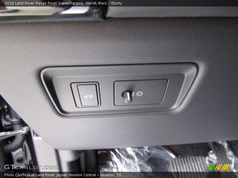 Narvik Black / Ebony 2018 Land Rover Range Rover Supercharged