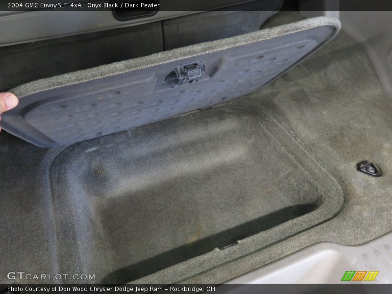 Onyx Black / Dark Pewter 2004 GMC Envoy SLT 4x4