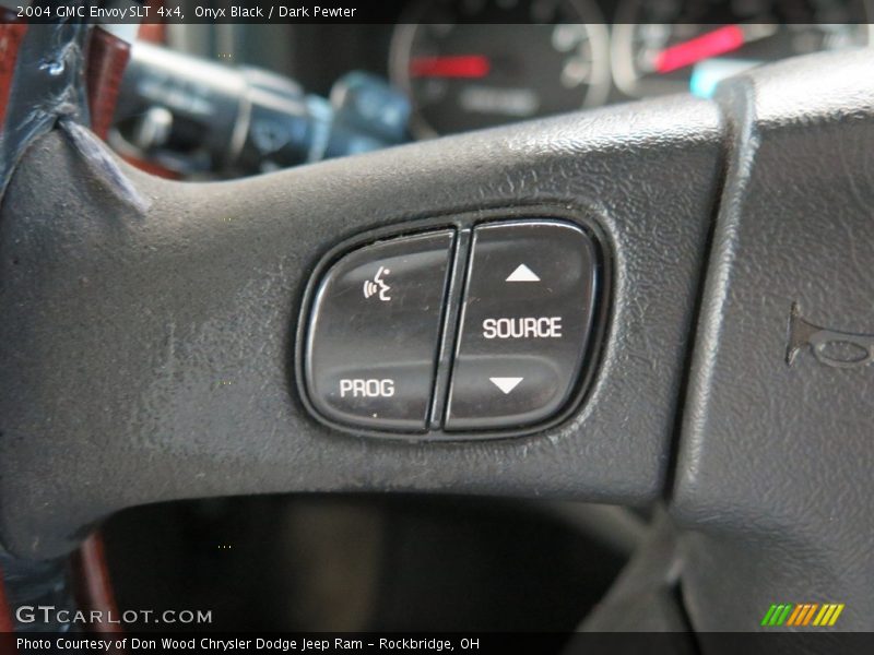 Onyx Black / Dark Pewter 2004 GMC Envoy SLT 4x4