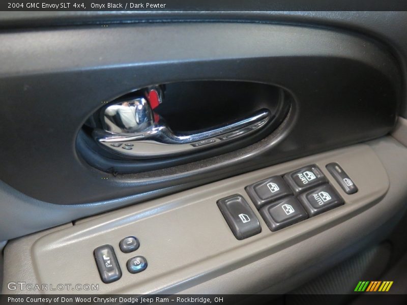 Onyx Black / Dark Pewter 2004 GMC Envoy SLT 4x4