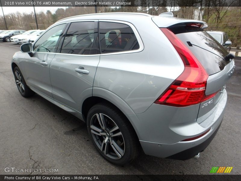 Electric Silver Metallic / Charcoal 2018 Volvo XC60 T6 AWD Momentum