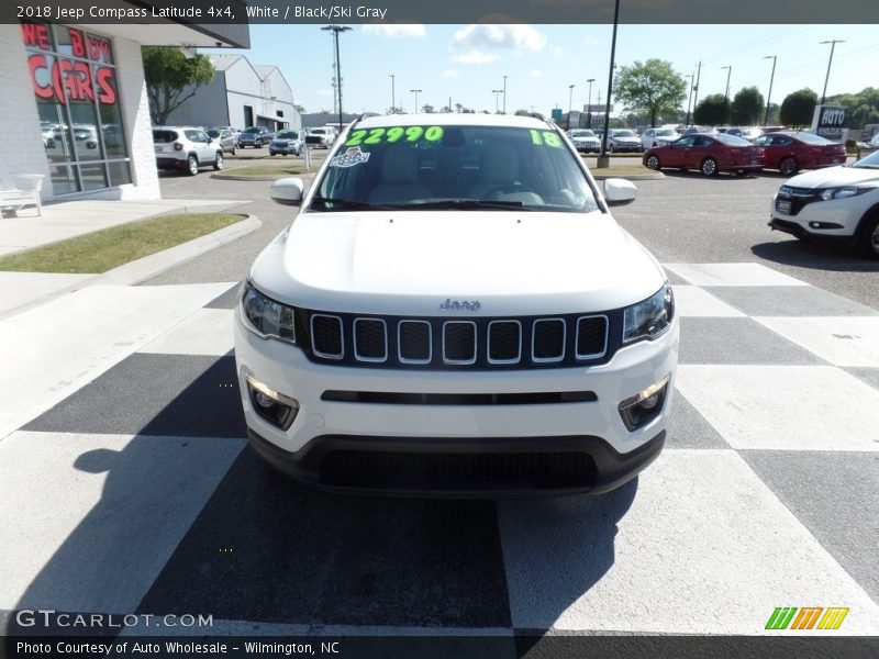 White / Black/Ski Gray 2018 Jeep Compass Latitude 4x4