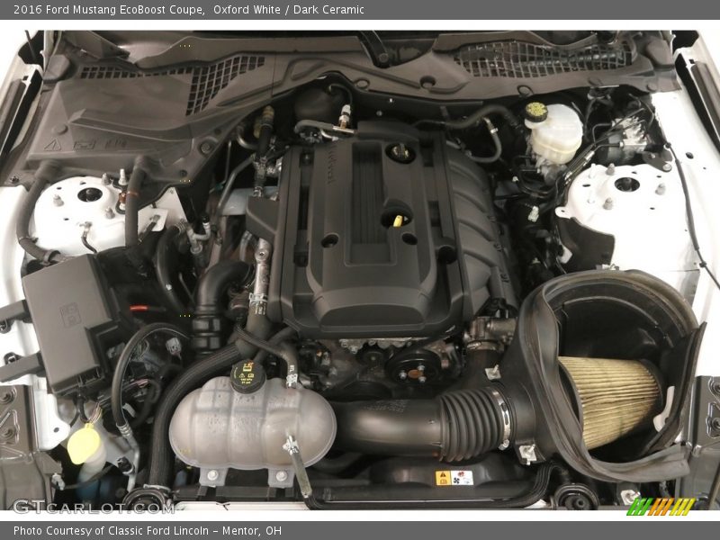 Oxford White / Dark Ceramic 2016 Ford Mustang EcoBoost Coupe