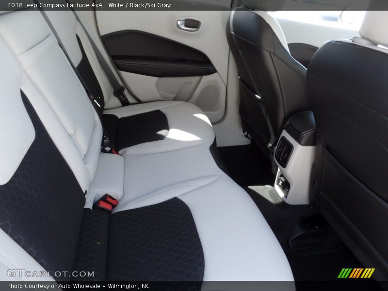 White / Black/Ski Gray 2018 Jeep Compass Latitude 4x4