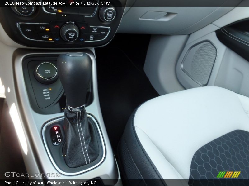 White / Black/Ski Gray 2018 Jeep Compass Latitude 4x4