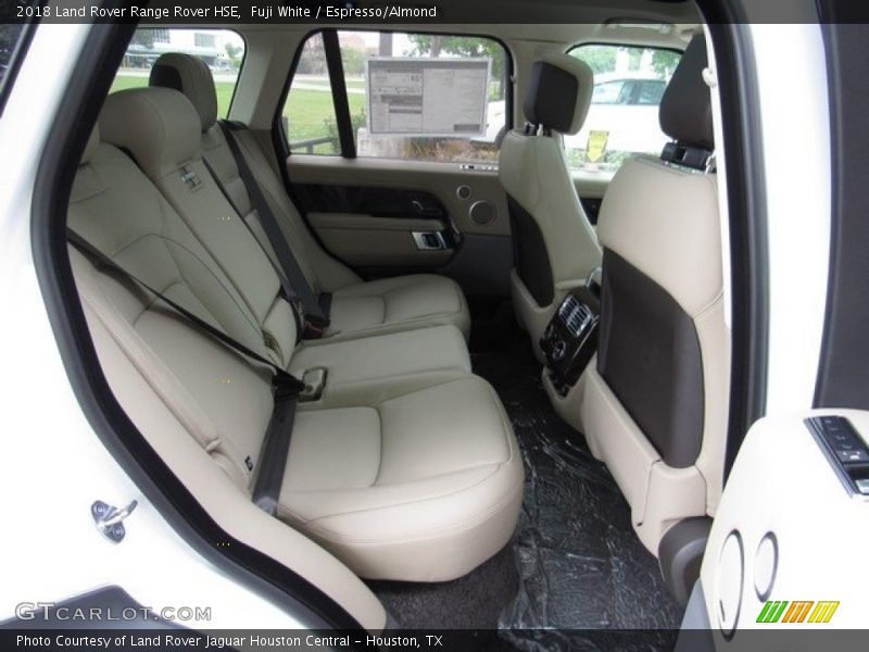 Fuji White / Espresso/Almond 2018 Land Rover Range Rover HSE