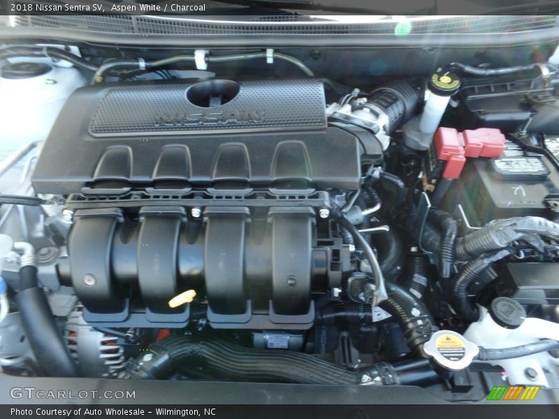 Aspen White / Charcoal 2018 Nissan Sentra SV