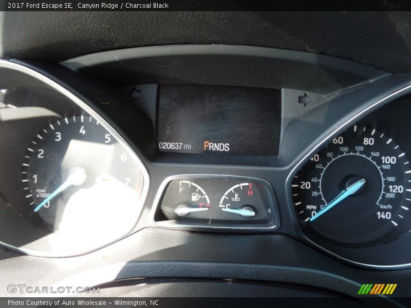Canyon Ridge / Charcoal Black 2017 Ford Escape SE