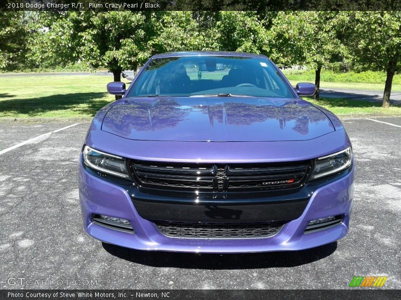 Plum Crazy Pearl / Black 2018 Dodge Charger R/T