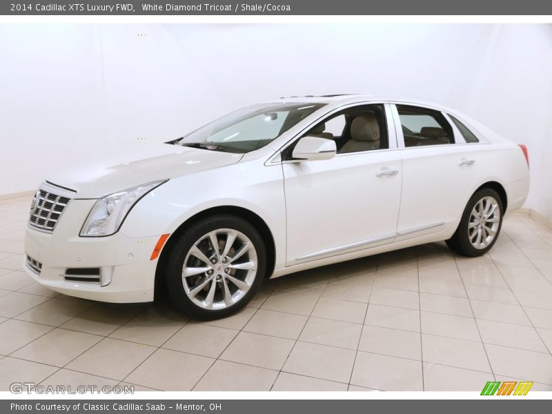 White Diamond Tricoat / Shale/Cocoa 2014 Cadillac XTS Luxury FWD