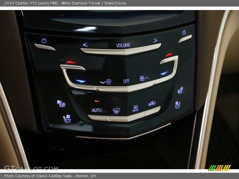 White Diamond Tricoat / Shale/Cocoa 2014 Cadillac XTS Luxury FWD