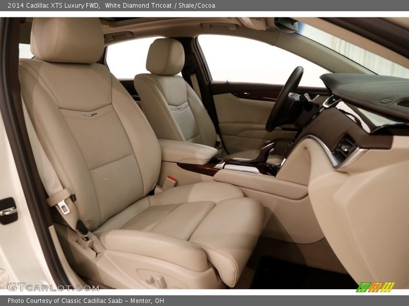 White Diamond Tricoat / Shale/Cocoa 2014 Cadillac XTS Luxury FWD