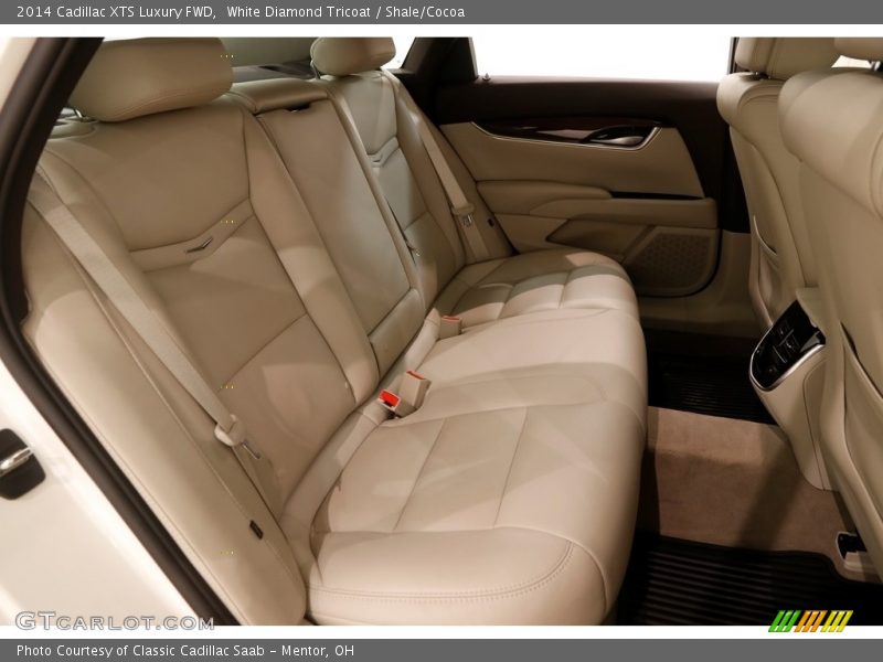 White Diamond Tricoat / Shale/Cocoa 2014 Cadillac XTS Luxury FWD