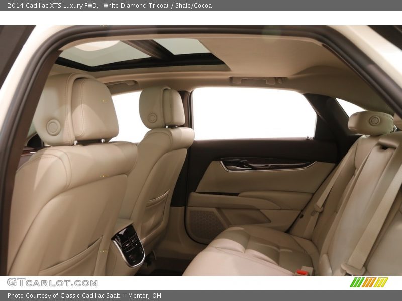White Diamond Tricoat / Shale/Cocoa 2014 Cadillac XTS Luxury FWD