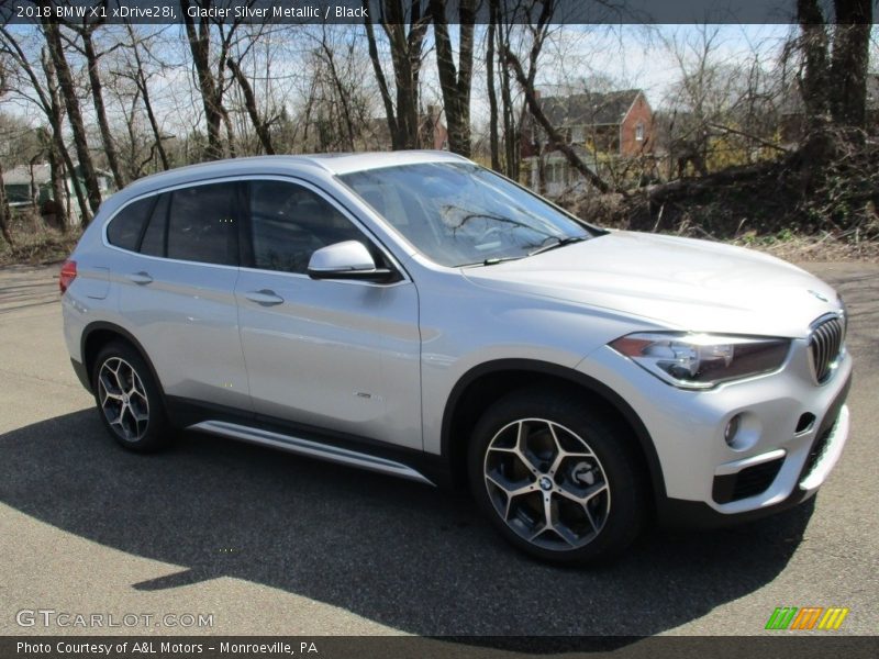 Glacier Silver Metallic / Black 2018 BMW X1 xDrive28i
