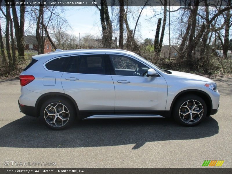 Glacier Silver Metallic / Black 2018 BMW X1 xDrive28i