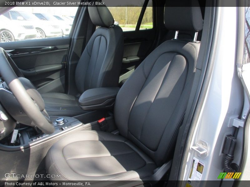 Glacier Silver Metallic / Black 2018 BMW X1 xDrive28i