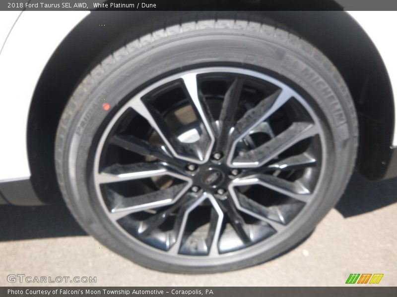White Platinum / Dune 2018 Ford Taurus SEL AWD