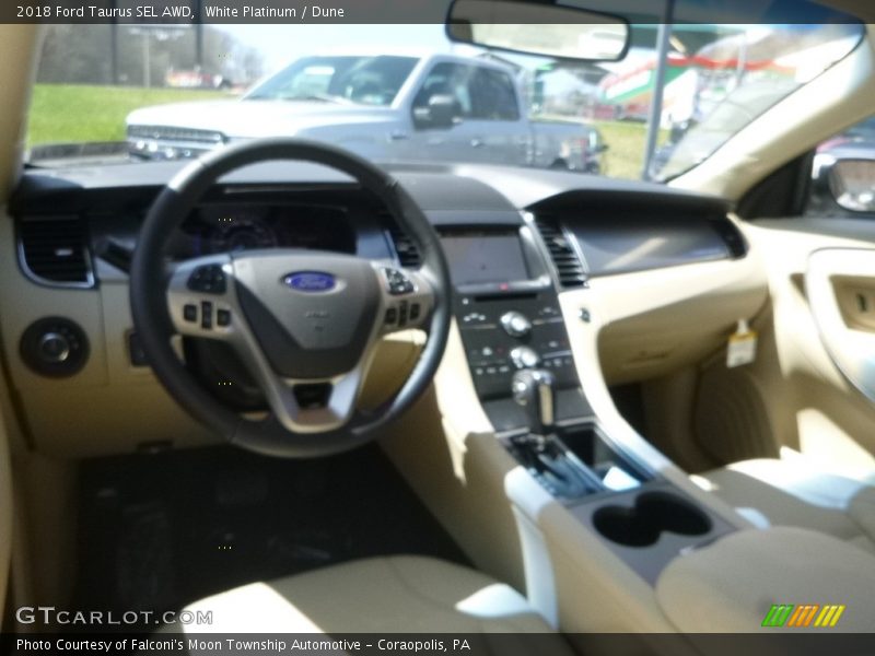White Platinum / Dune 2018 Ford Taurus SEL AWD